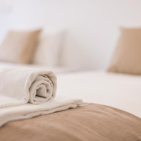 Mouraria Blue Three-Bedroom Apartment W/ Parking - By Lu Holidays Lisabona Exterior foto