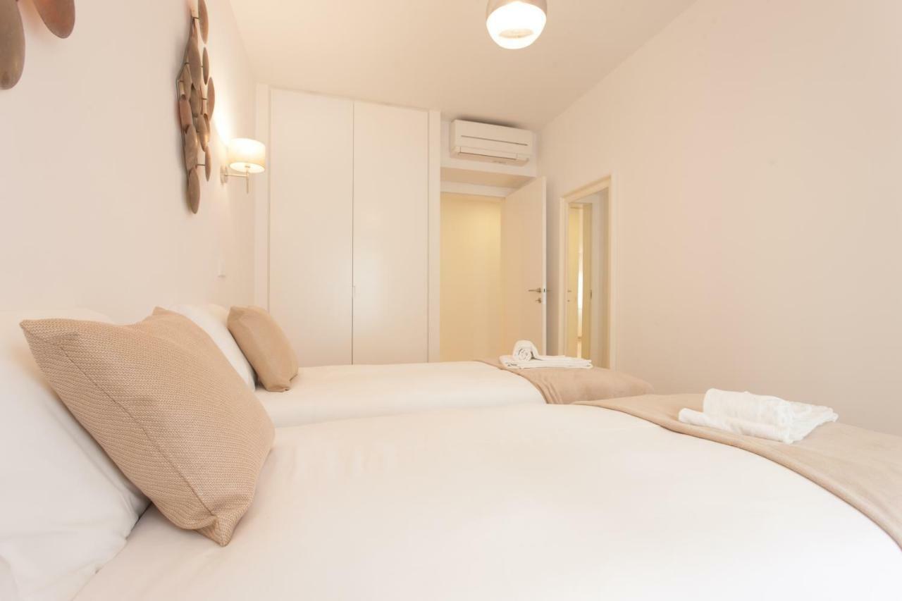 Mouraria Blue Three-Bedroom Apartment W/ Parking - By Lu Holidays Lisabona Exterior foto